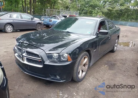 2014 Dodge Charger R/T Plus z USA, uszkodzony, nr VIN 2C3CDXCT8EH353903